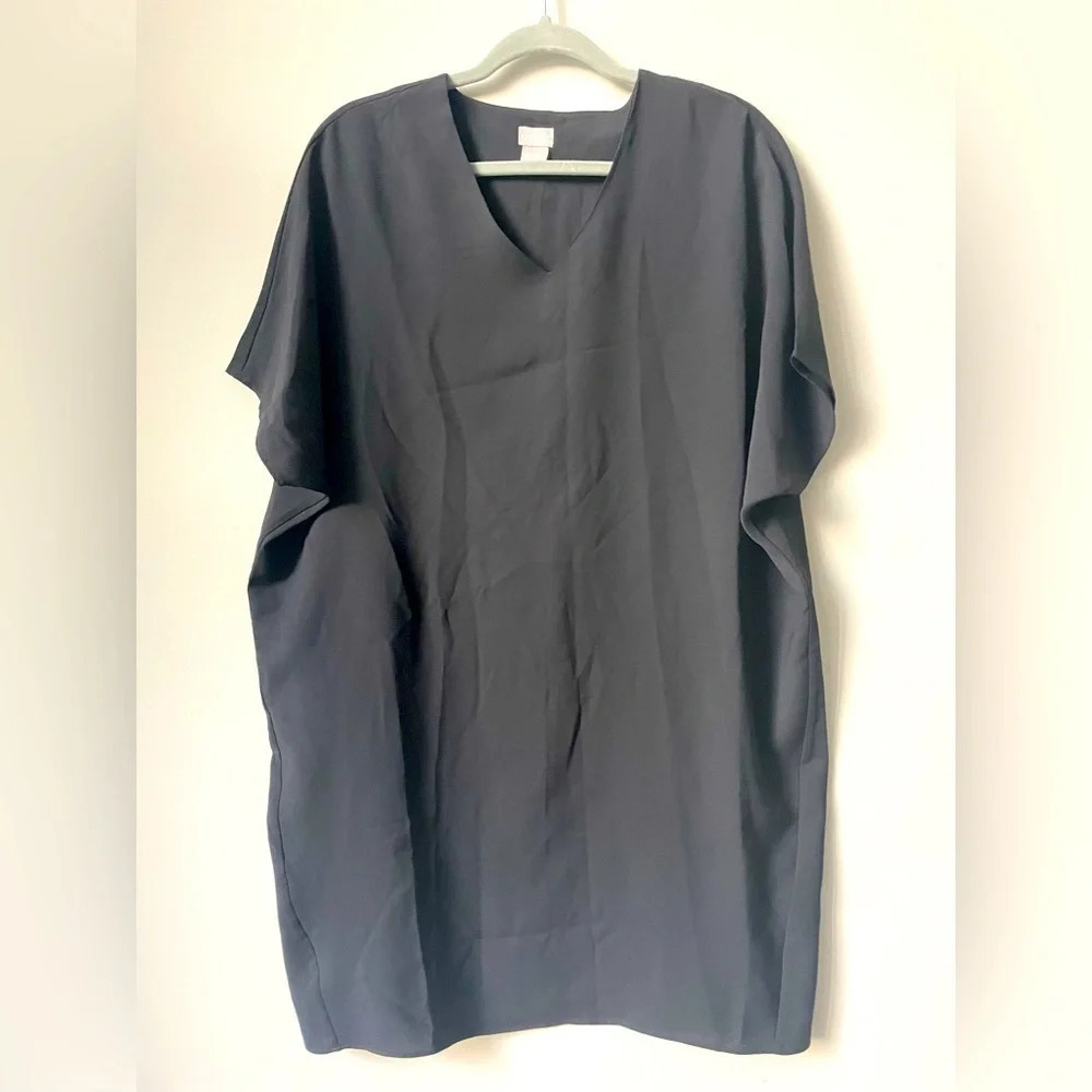 Chicos short sleeve top/ Dress / coverup size 1 large